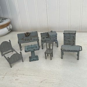 Lot Antique Kilgore Cast Iron gray dollhouse furniture sink stove bed table More